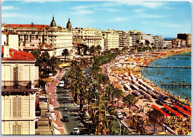 VINTAGE CONTINENTAL SIZE POSTCARD PANORAMIC VIEW OF THE CANNES COTE D'AZUR 1971