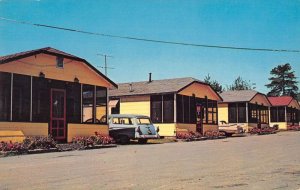 Salem New Hampshire The Birches Motel and Cabins Vintage Postcard AA40729