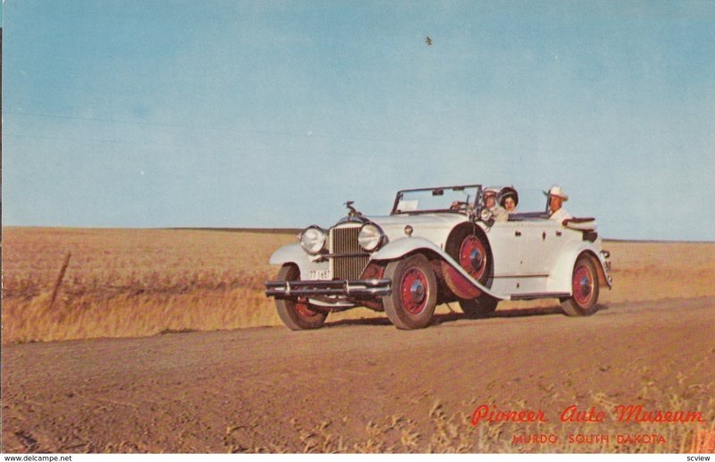 MURDO , South Dakota , 50-60s Pioneer Auto Museum , Tom Mix's 1931 Packard