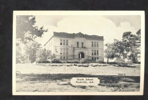 NASHVILLE ARKANSAS GRADE SCHOOL BUILDING VINTAGE POSTCARD