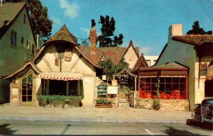 California Barmel Fairy Tale Court 1957