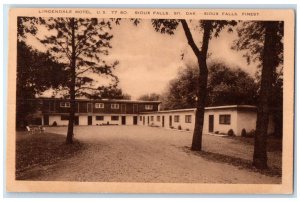 1950 Lindendale Motel US 77 South Sioux Falls South Dakota SD Postcard