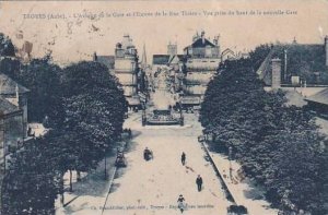 France Troyes Avenue de la Gare et l'Entree de la Rue Thiers 1925