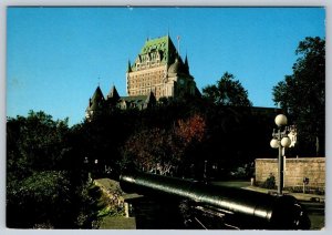 Cannon, Chateau Frontenac From Rue Des Remparts, Quebec City, 1990 Postcard