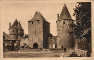 CPA Fougeres Entree du Chateau (1237521)