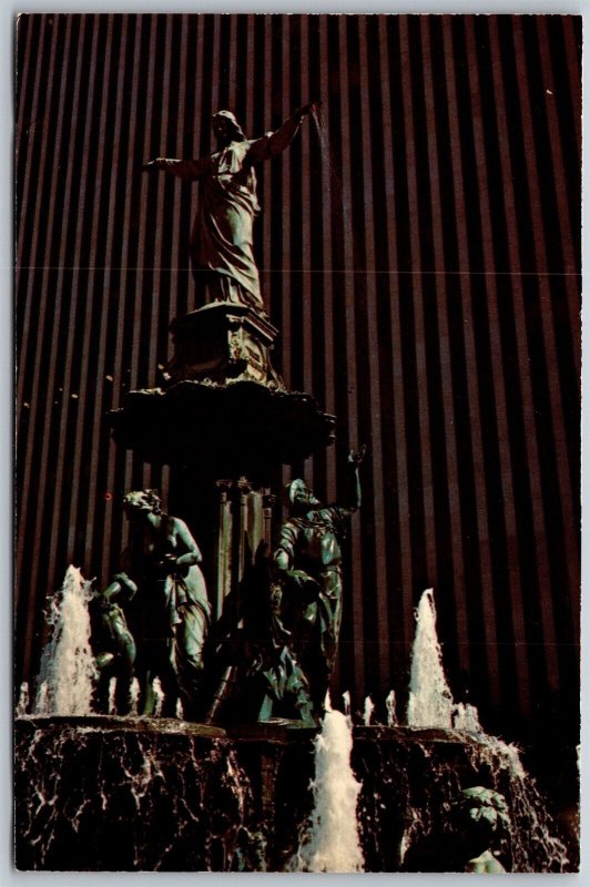 Vtg Cincinnati Ohio OH Fountain Square Tyler-Davidson Fountain Postcard