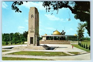 KUALA LUMPUR War Memorial MALAYSIA 4x6 Postcard