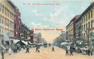 8 Postcards, Grand Rapids, Michigan, Various Street Scenes