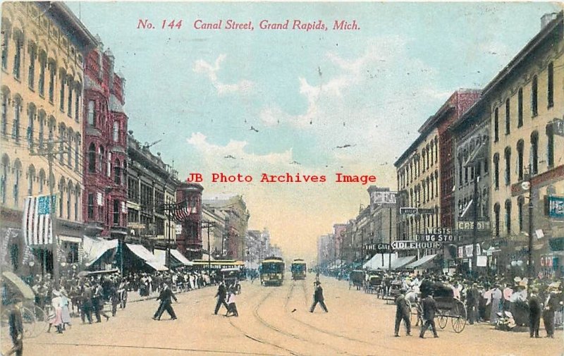 8 Postcards, Grand Rapids, Michigan, Various Street Scenes
