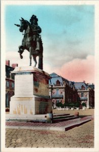 postcard Paris, France - Versailles - Equestion Stature of Louis XIV