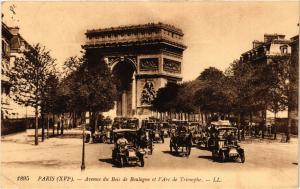 CPA PARIS 16e-Avenue du Bois de Boulogne et l'Arc de Triomphe (326169)