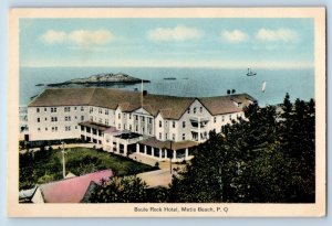 Métis-sur-Mer Quebec Canada Postcard Boule Rock Hotel Metis Beach c1930's