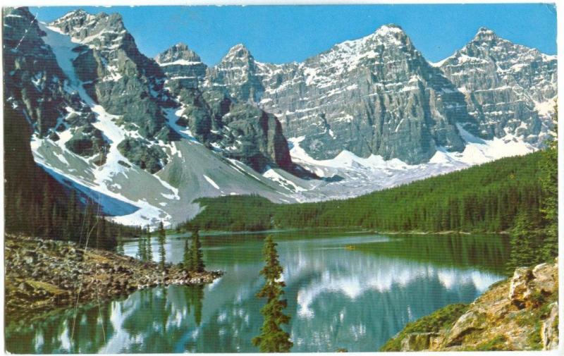 Canada, reflection at Moraine Lake, Valley of the ten Peaks, Banff National Park