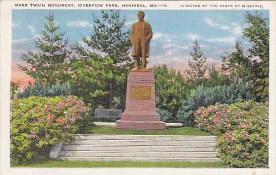 Mark Twain Monument Riverview Park Hannibal Missouri