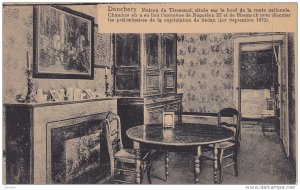 Interior, Maison Du Tisserand, Situee Sur Le Bord De La Route Nationale, Donc...