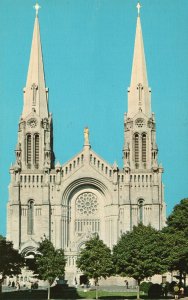 Vintage Postcard 1968 The Basilica Ste-Anne De Beaupre Quebec Canada