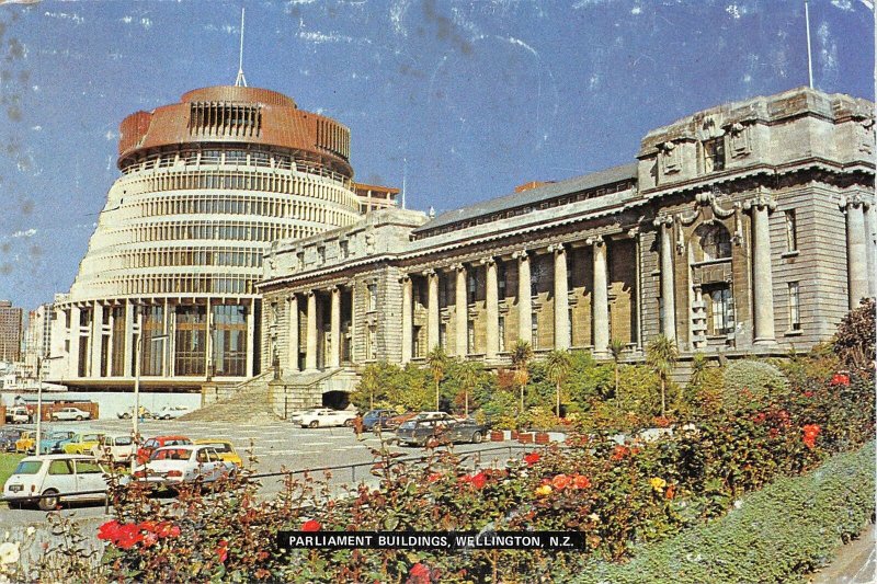 Lot253 parliament building wellington car  new zealand