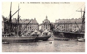 France Bordeaux  les Quais La Douane et la Bourse