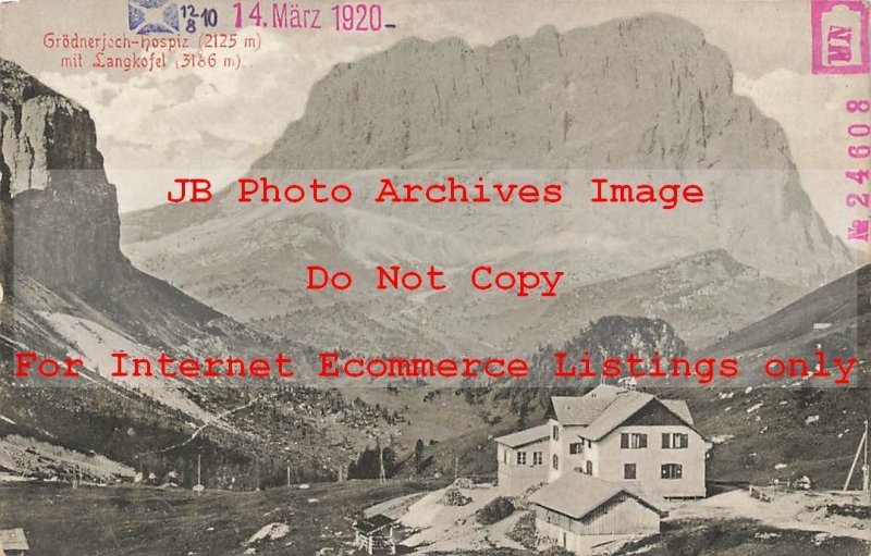 Italy, Grodnor-Joch, Long Kofel Mountain, No B8522N