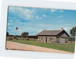 Pioneer Log Cabin, Manchester, Vermont M-122934