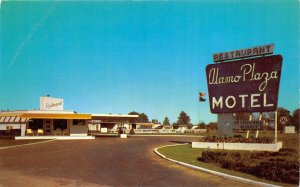 Indianapolis Indiana 1960s Postcard Alamo Plaza Motel