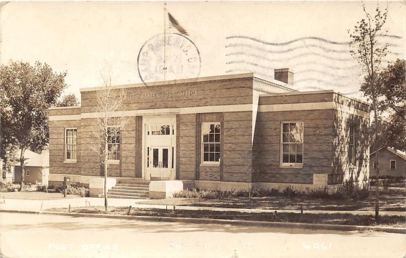 Sac City Iowa~US Post Office~Mailbox by Walkway~Bare Tree by Street~1941 RPPC