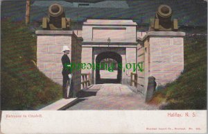 Canada Postcard - Halifax, Nova Scotia, Entrance To Citadell    DC1199