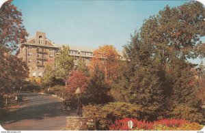 BUCK HILL FALLS, Pennsylvania, Entrance To The Inn 50-60s