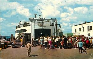 MA, Cape Cod, Woods Hole, Massachusetts, Island Ferry Boat, Mike Roberts MA1622