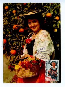 419950 FRANCE 1965 year woman picking oranges First Day maximum card