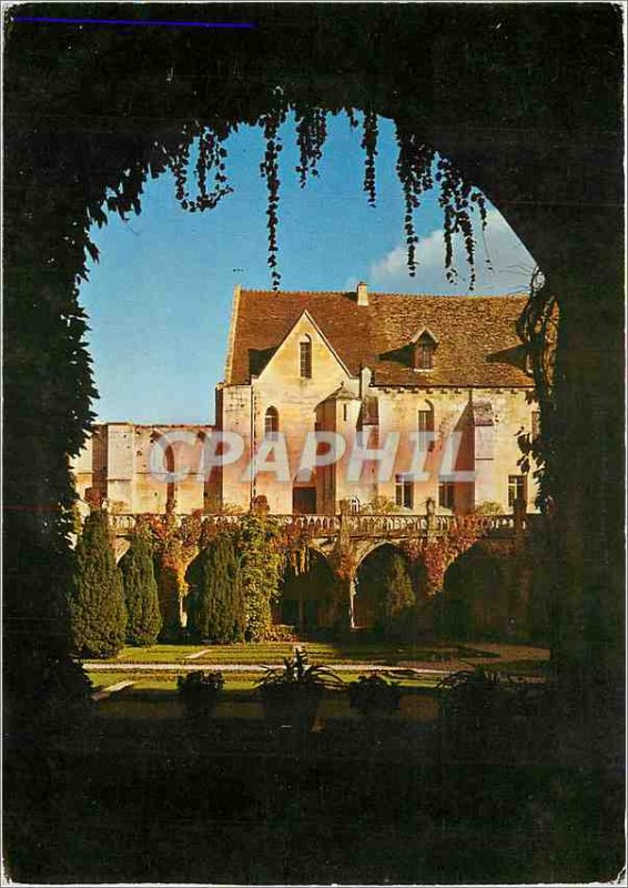 Postcard Modern Royaumont Abbey Asnieres sur Oise) Jardin du Cloitre