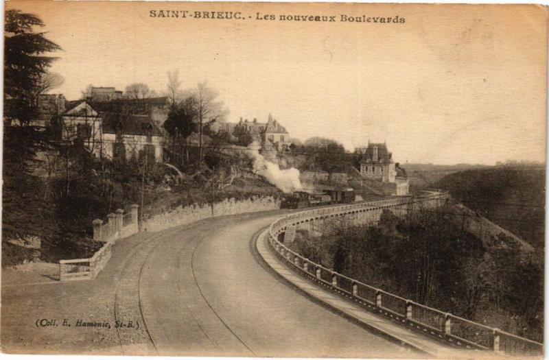 CPA St-BRIEUC-Les nouveaux Boulevards (231428)