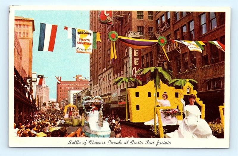 Postcard TX San Antonio Battle of Flowers Parade Fiesta San Jacinto Floats G18