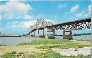 New Mississippi River Bridge at Baton Rouge Louisiana