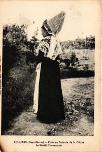 CPA THOUARS - Costume Poitevin de la Gatine - La Mariée THOUARS aise (483277)