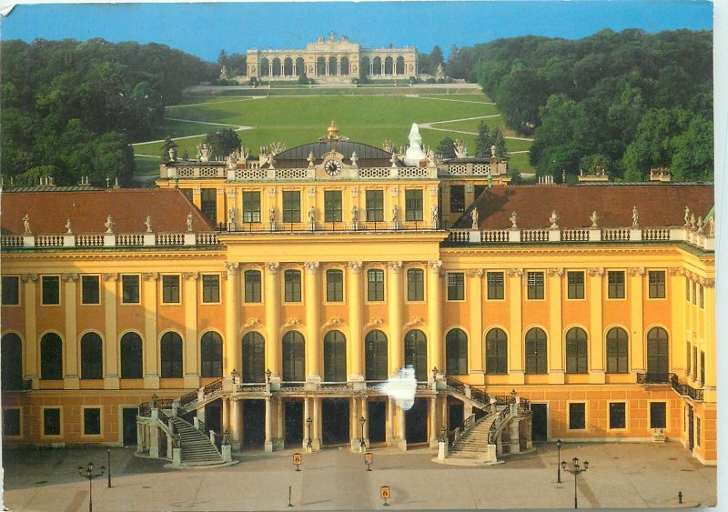 Postcard Austria Vienna Schonbrunn Castle and Gloriette