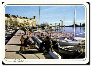 Modern Postcard La Ciotat The Old Port And City Hall