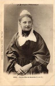 CPA Bretagne - Jeune Fille de Quintin - Folklore - Types (482823)