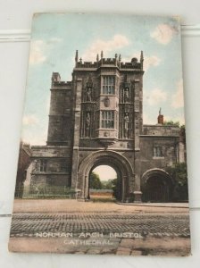 VINTAGE POSTCARD 1907 USED NORMAN ARCH BRISTOL CATHEDRAL, ENGLAND