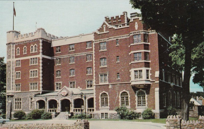 KENTVILLE, Nova Scotia, Canada, 1940-1960s; Cornwallis Inn Hotel