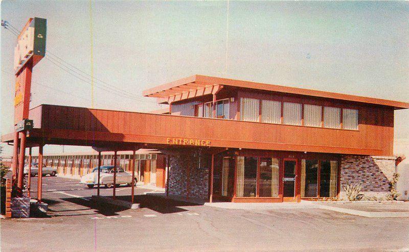 Autos Continental Motel roadside 1950s Salinas California Roberts postcard 6979