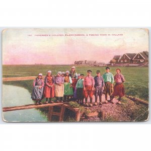 Postcard Fishermen's Children Eiland Marken Holland c1910