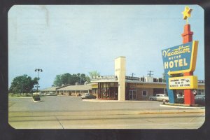 CLARKSVILLE TENNESSEE VACATION MOTEL OLD CARS VINTAGE ADVERTISING POSTCARD