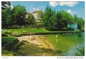 Gray Rocks Inn,  on Lac Ouimet,  St. Jovite,  La Province de  Quebec,  Canada...