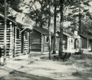 Sun-Ray Cabins Whitehall Michigan MI US 31 UNP Vtg Chrome B & W Postcard