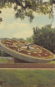 Kentucky's Floral Clock Frankfort, KY , USA 1964 