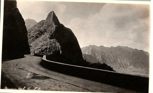 RPPC Postcard Hawaii Nuuanu Pali Vintage Roadside View c1930s