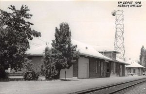 Albany Oregon SP Depot Train Station Real Photo Postcard AA33073