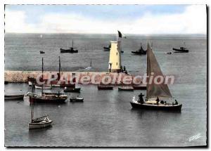 Postcard Modern Piriac L Atl port la Jetee and the Lighthouse