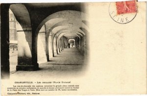 CPA CHARLEVILLE - Les Arcades (Place Ducale) - Les rez-de-chaussée ..(224538)